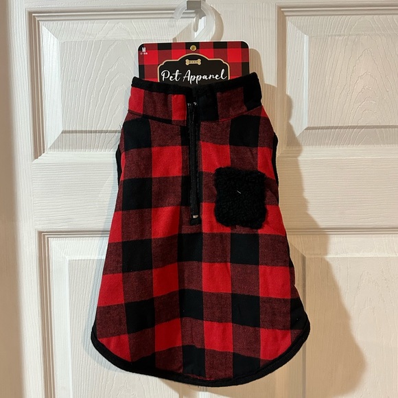 Woof Buffalo Check Pet Jacket - Medium - red/black checkered NWT - Picture 4 of 9
